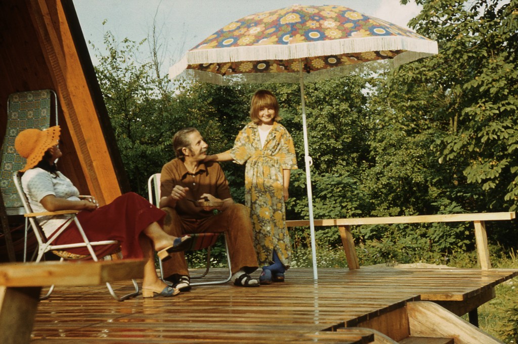 Rodzinna fotografia z archiwum — materiał z filmu „Znaki Pana Śliwki”